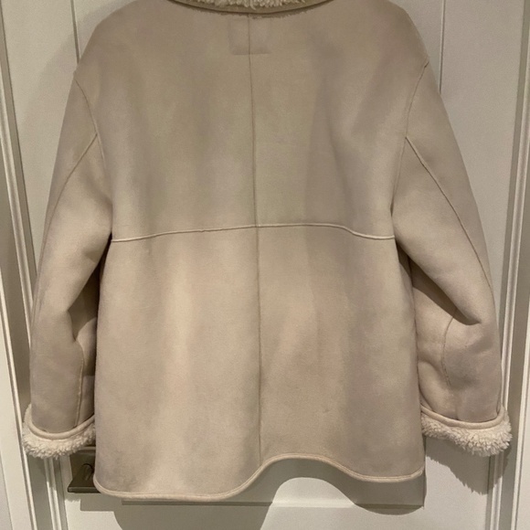 Faux shearling jacket - winter white - size Medium - Picture 2 of 3